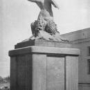 Pomnik Syrenki u wylotu ulicy Zagórnej